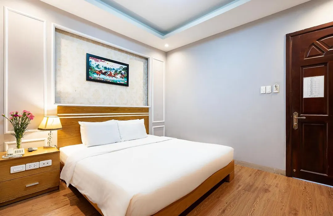 Lucky Star Hotel 266 De Tham-1